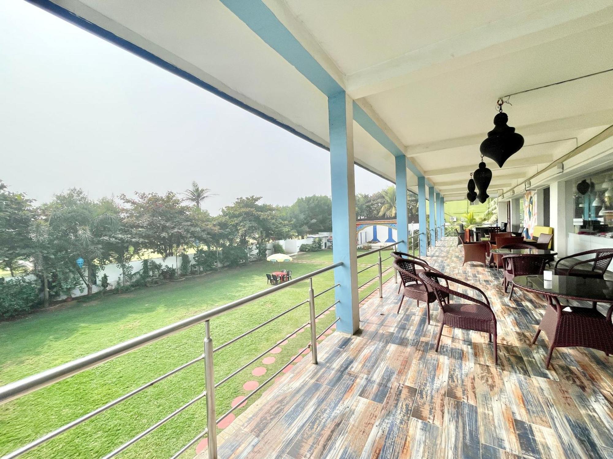 Hotel V-I Near Sea , Puri Private-Park -Gym-Spa Fully-Airconditioned-Hotel Lift-And-Parking-Facilities Breakfast-Included Exterior foto